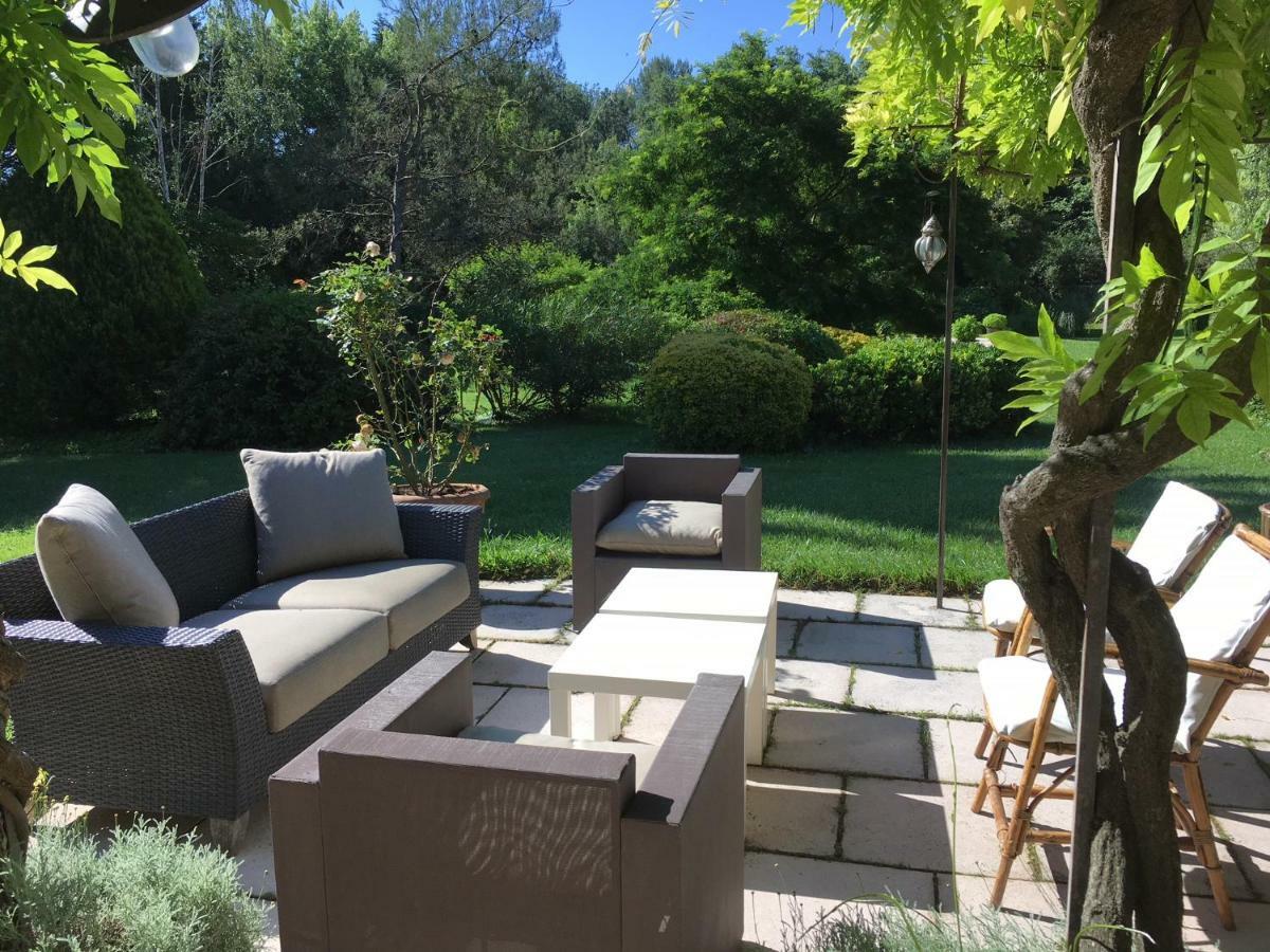Villa De Miha Valbonne Ngoại thất bức ảnh